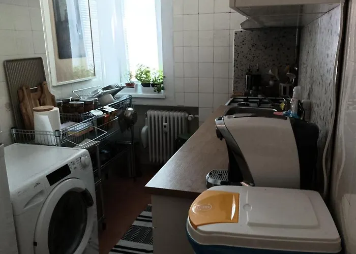 Flat Under The Castle